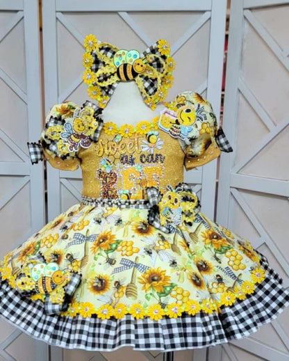 12/2-18/3 Sweet As Can Bee By Royalty Designs