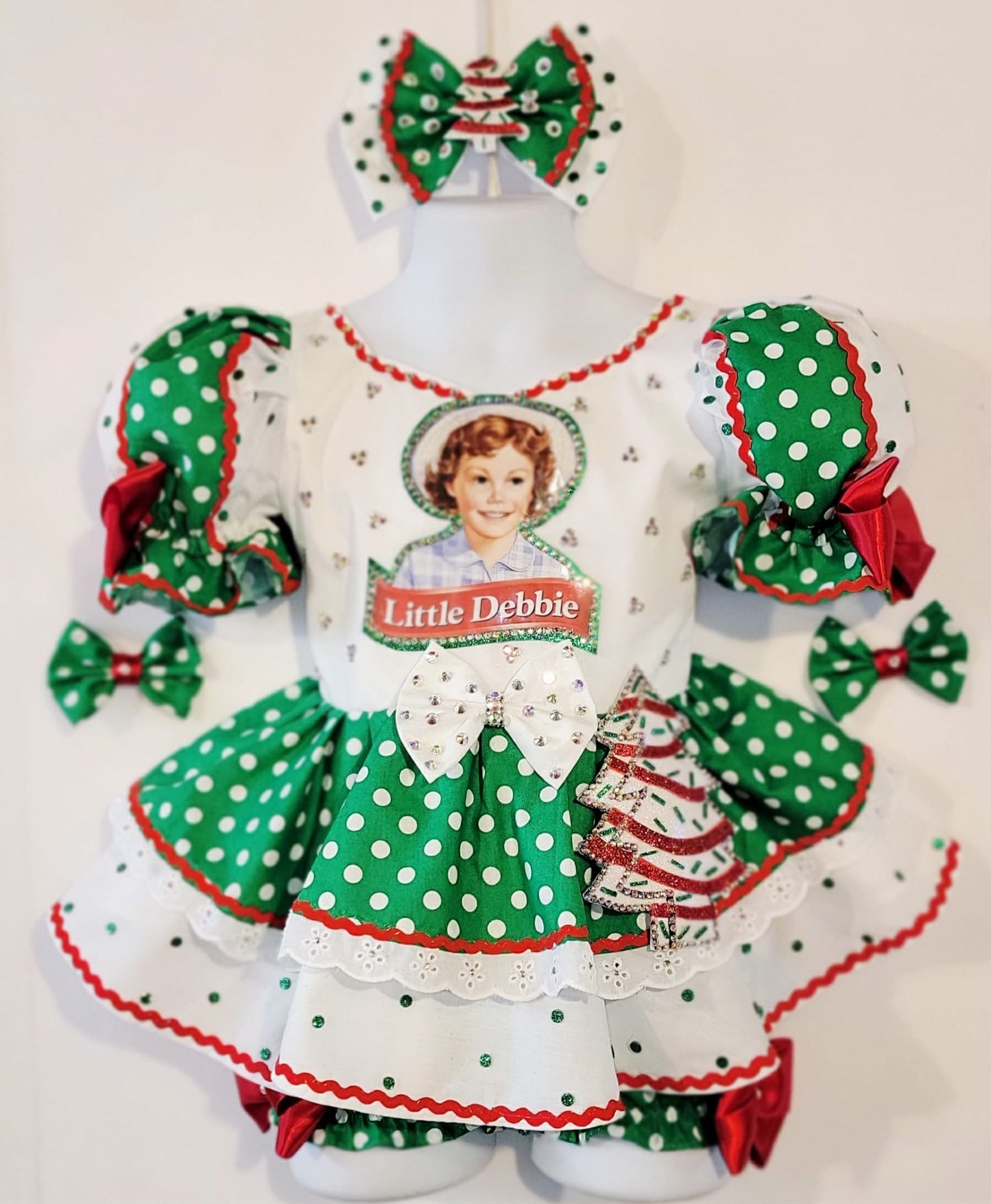 18/3 Little Debbie's Christmas Trees