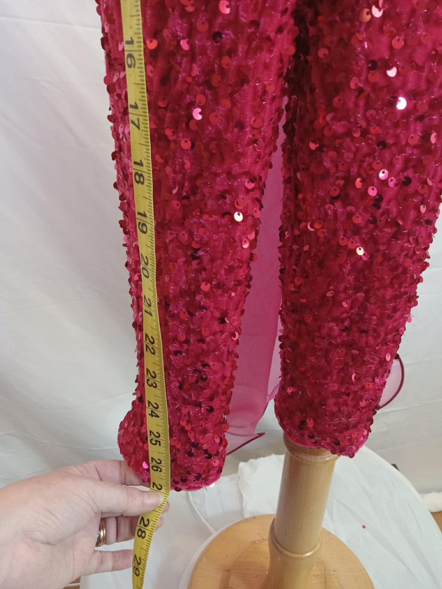 12/2-18/3 Pink Wine Fun Fashion by Gemics