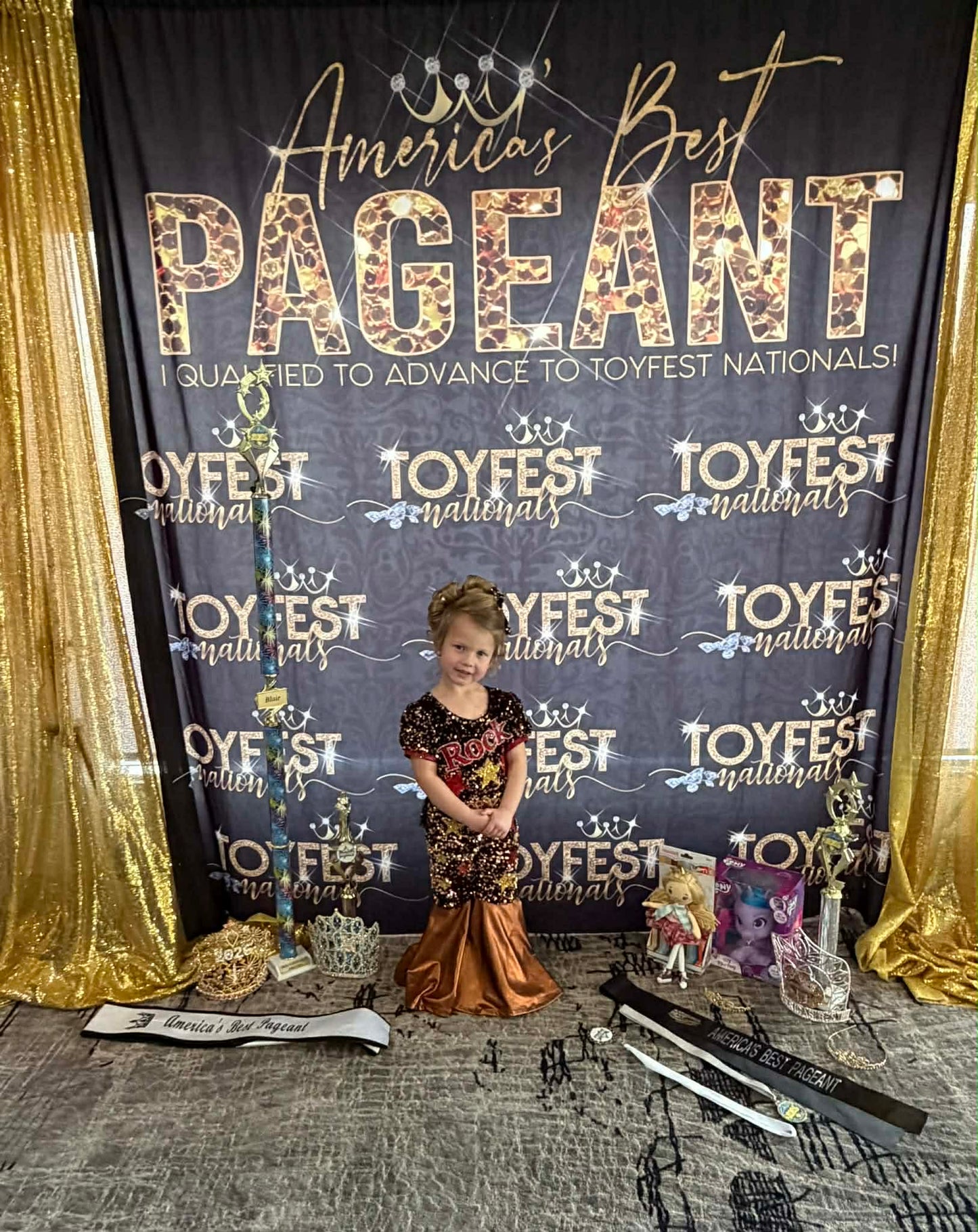 4T Rockin Robin - Rock Star with Black and Gold and Chocolate