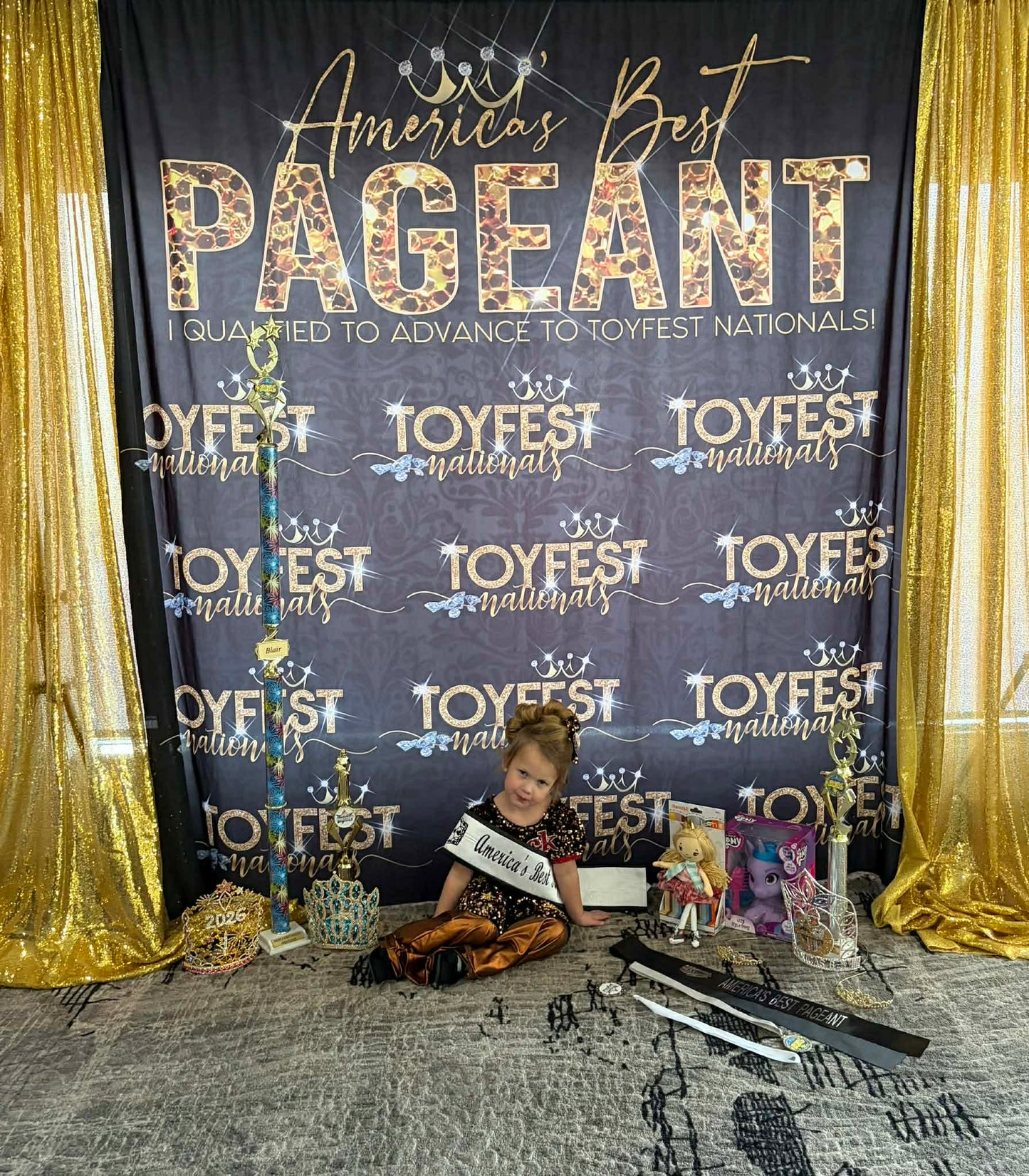 4T Rockin Robin - Rock Star with Black and Gold and Chocolate