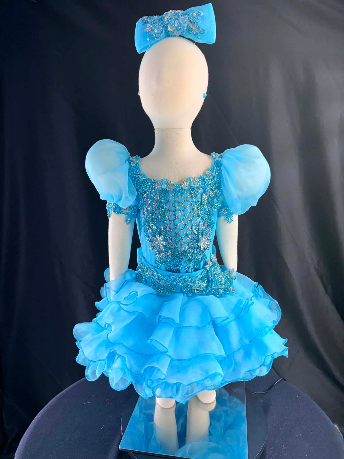 18/3 Ice Queen Dreams By Connie Hobson