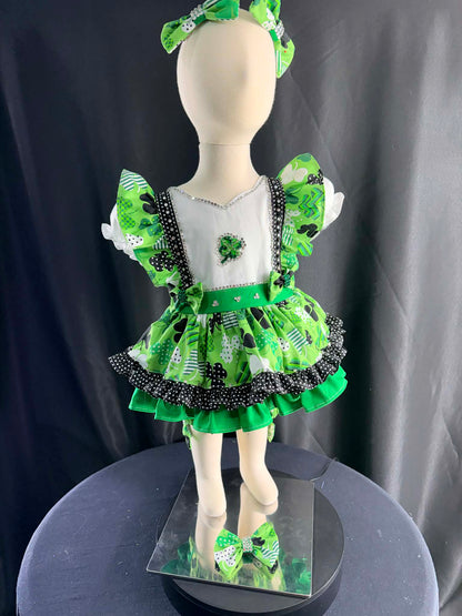 12/2 Polka Dot Shamrock OOC