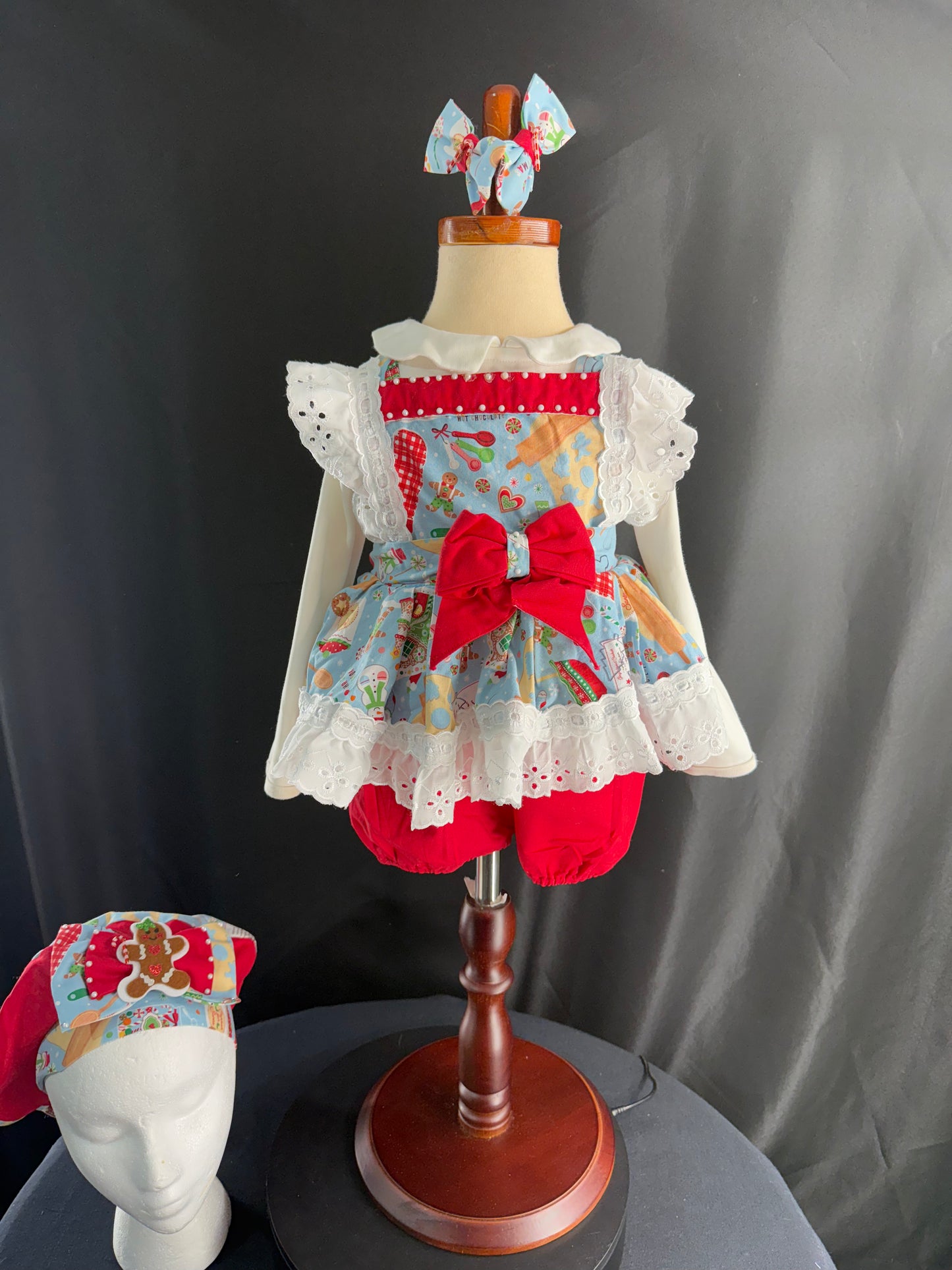 12/2 Baker's Man Christmas Casual