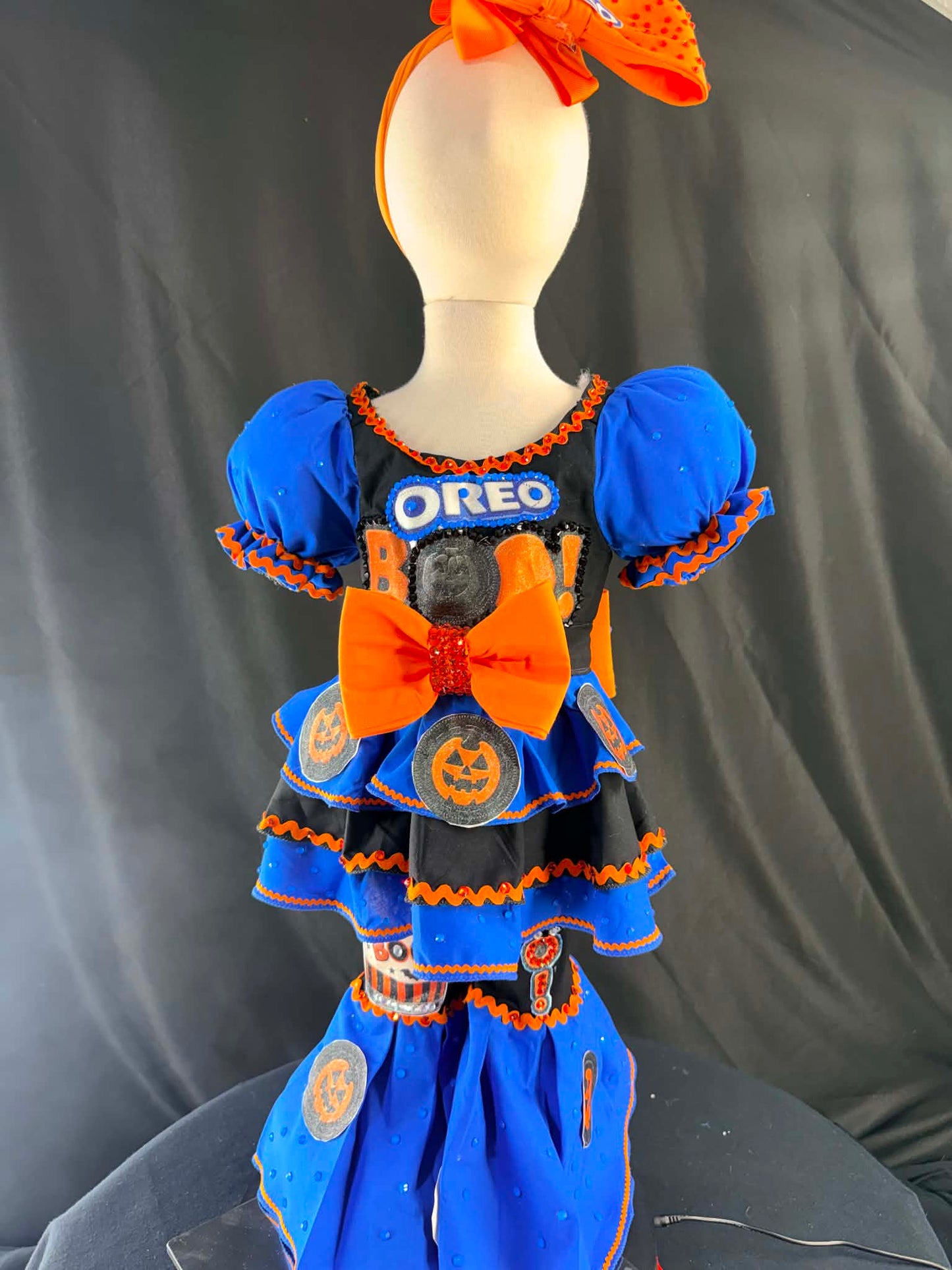 2/4 Midnight Oreo Magic OOC