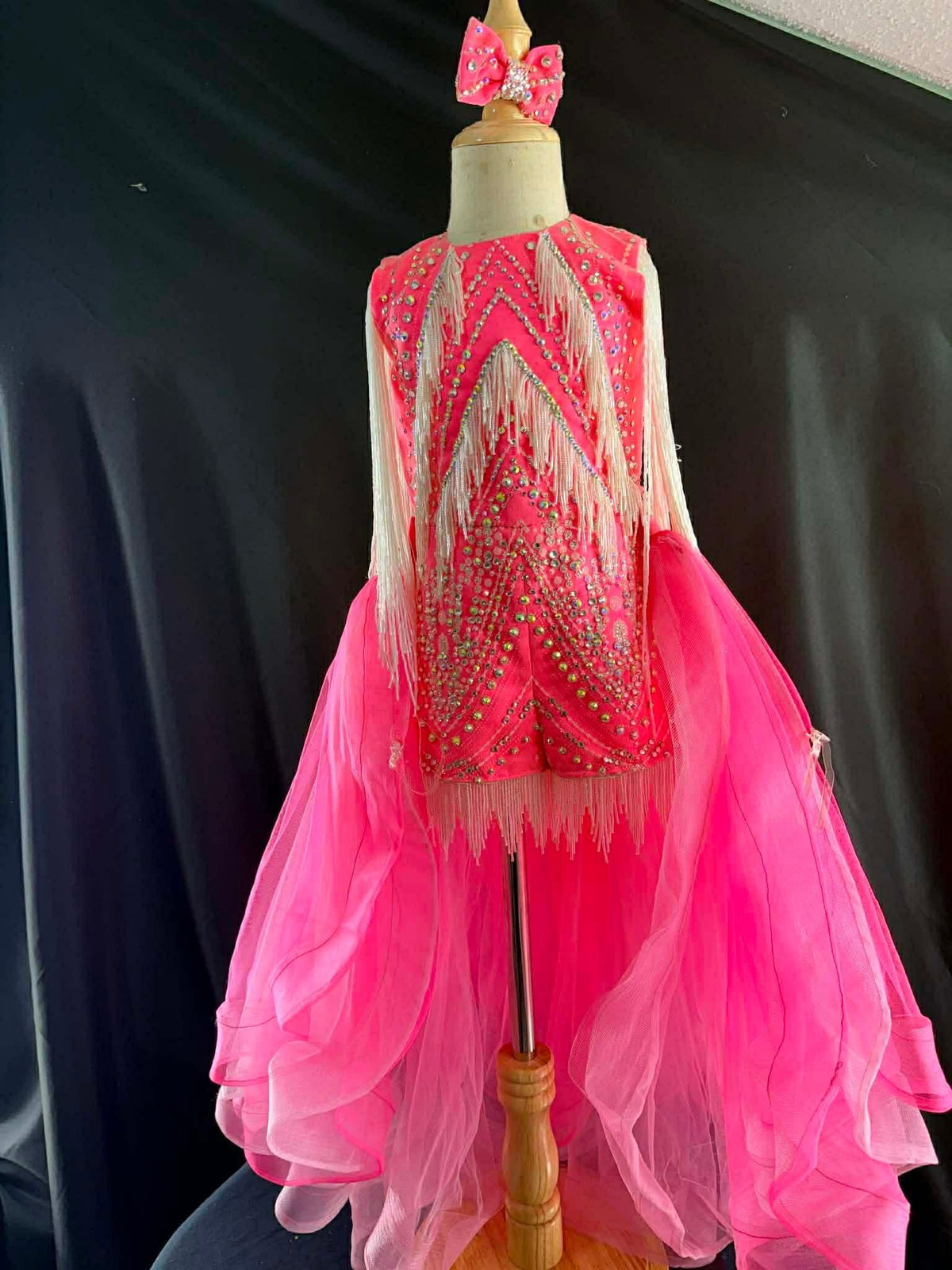 Pageant Wear Cowboy 2/4 slim 5 Coral Cowboy – Sparkling Sisters Pageant Rentals