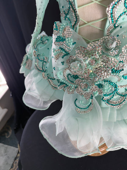18/3 - Mint Ruby Belle Mega Glitz