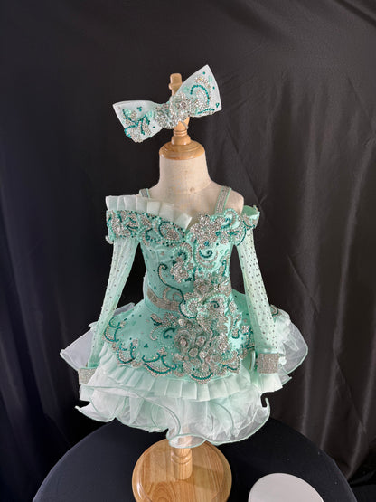 18/3 - Mint Ruby Belle Mega Glitz