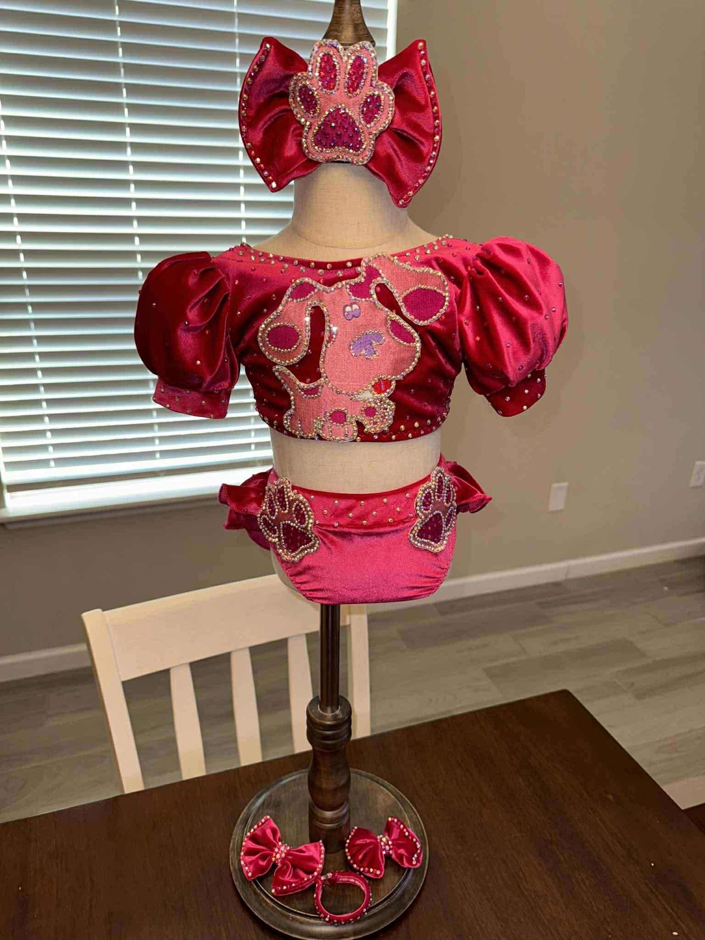 18/3 Magenta (Blues Clues) Swim