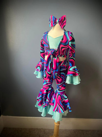 2/4 Disco Diva OOC/Casual