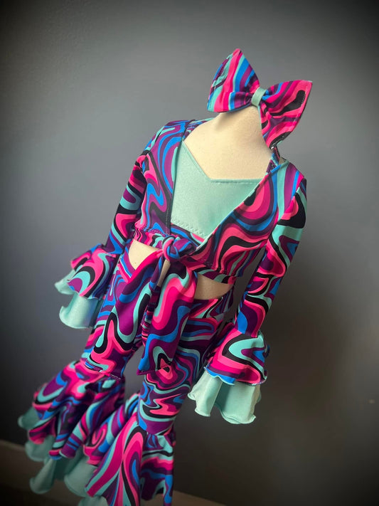 2/4 Disco Diva OOC/Casual
