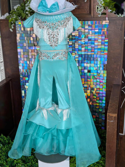 6/8 Fancy In Fringe By Parisian Bridal