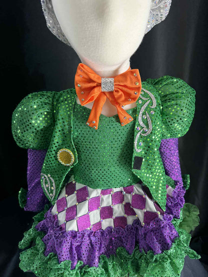*9/18 month Alice in Wonderland Mad Hatter OOC
