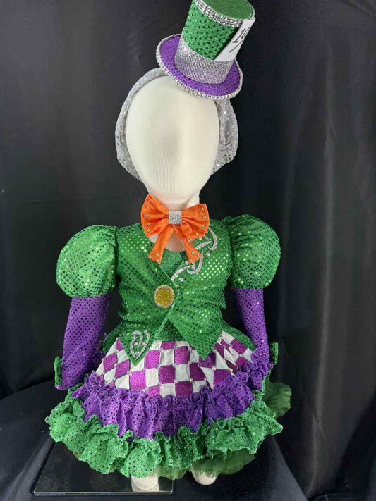 *9/18 month Alice in Wonderland Mad Hatter OOC