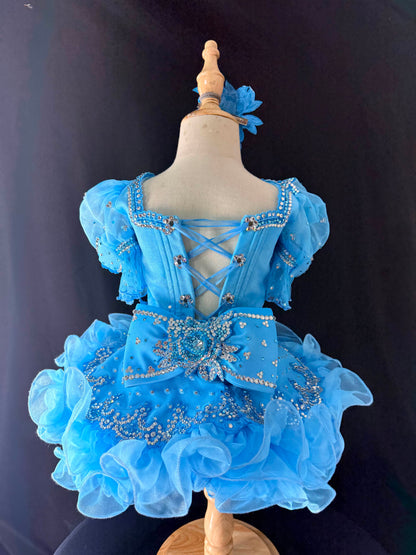 18/3 slim 4 Blue Bombshell By Connie Hobson
