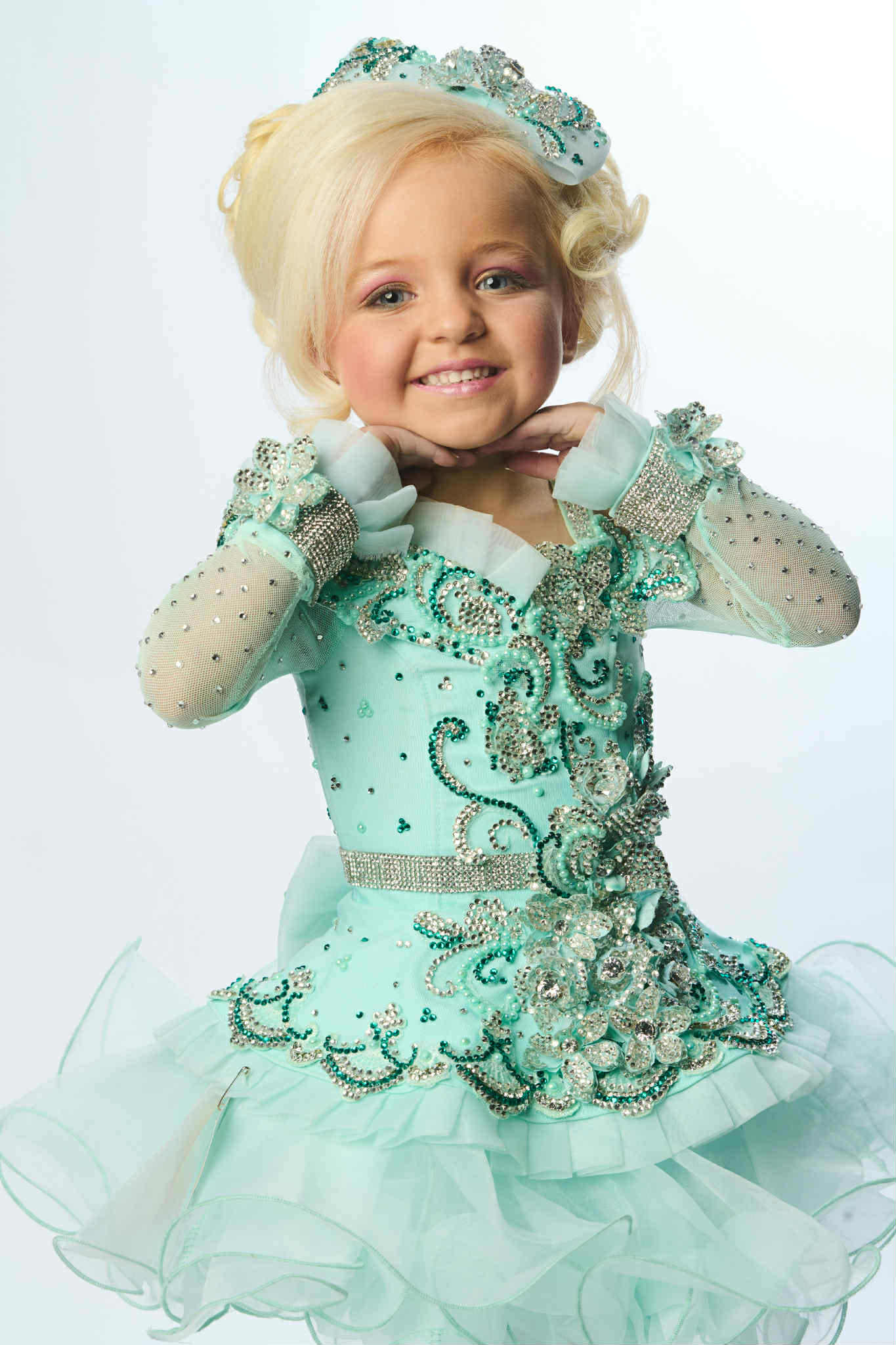 18/3 - Mint Ruby Belle Mega Glitz