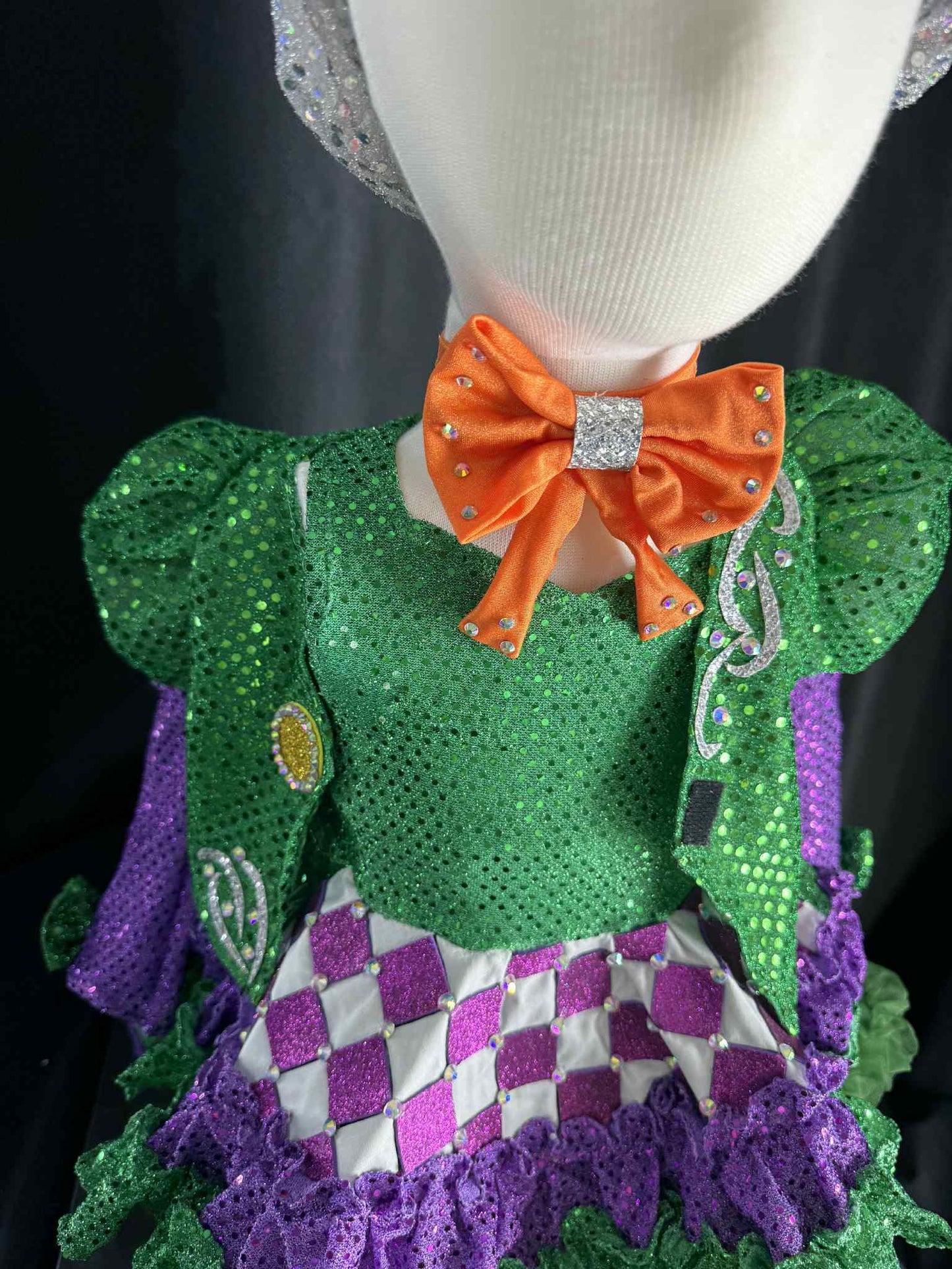 *9/18 month Alice in Wonderland Mad Hatter OOC