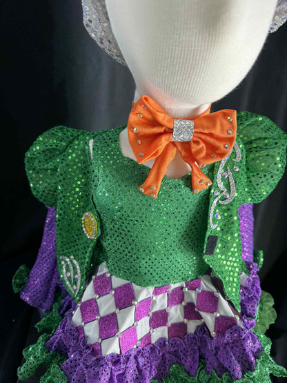 *9/18 month Alice in Wonderland Mad Hatter OOC