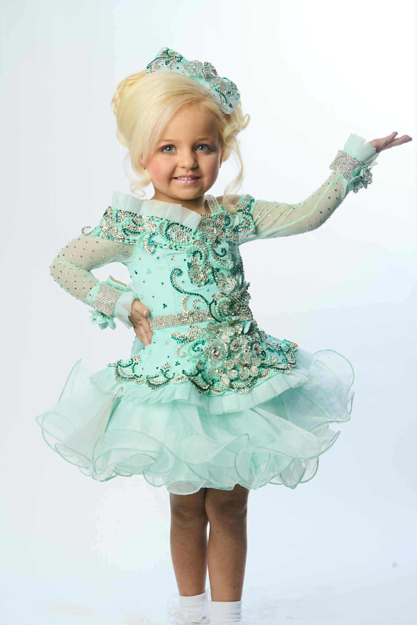 18/3 - Mint Ruby Belle Mega Glitz