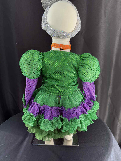 *9/18 month Alice in Wonderland Mad Hatter OOC