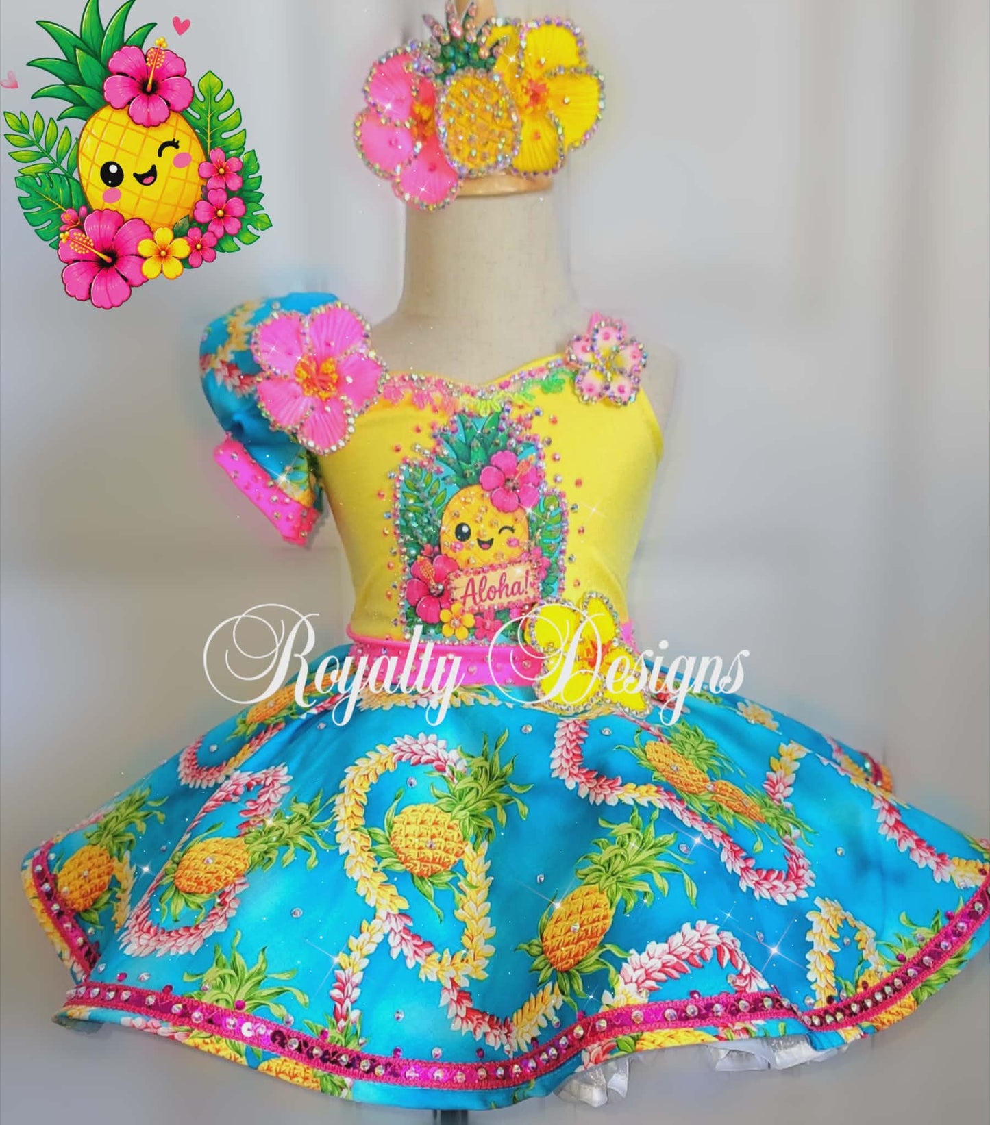 2/4 Pineapple Paradise By Royalty Designs