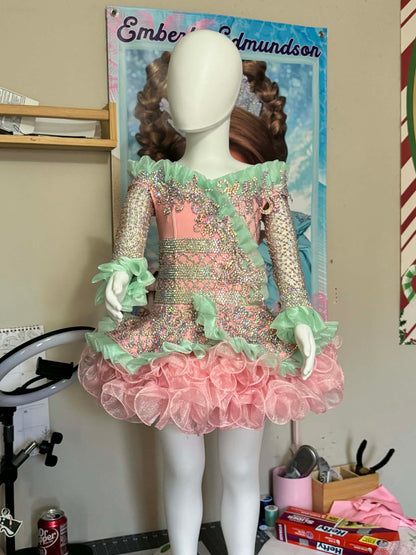 3/5  Nora's Dream by Ember Glitz