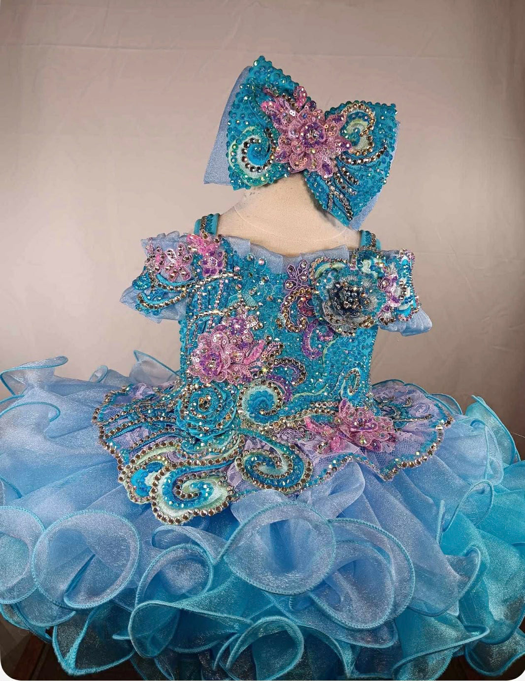 6/12 Beauty Dress – Sparkling Sisters Pageant Rentals