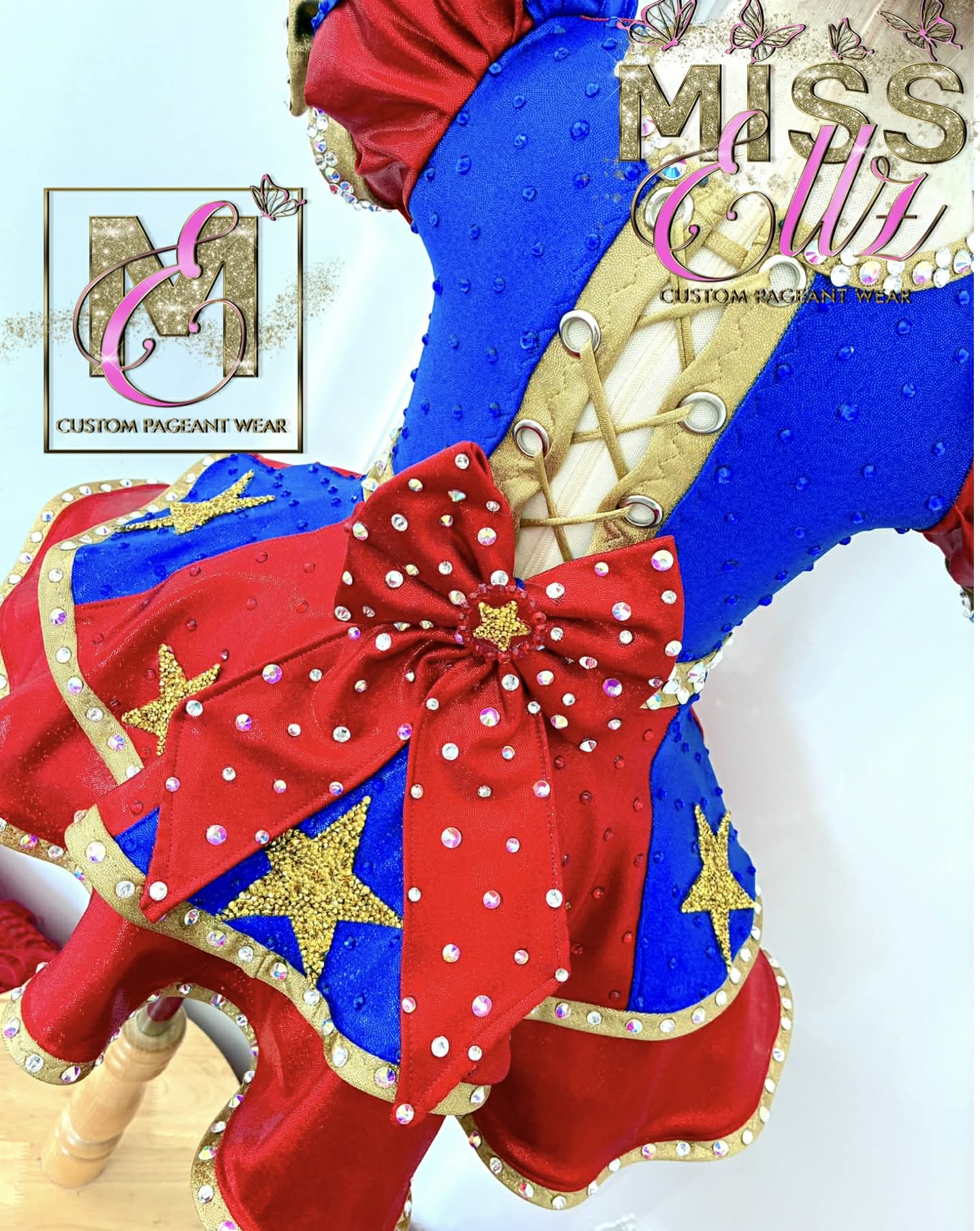 2/4 Circus Lady by Miss ellz