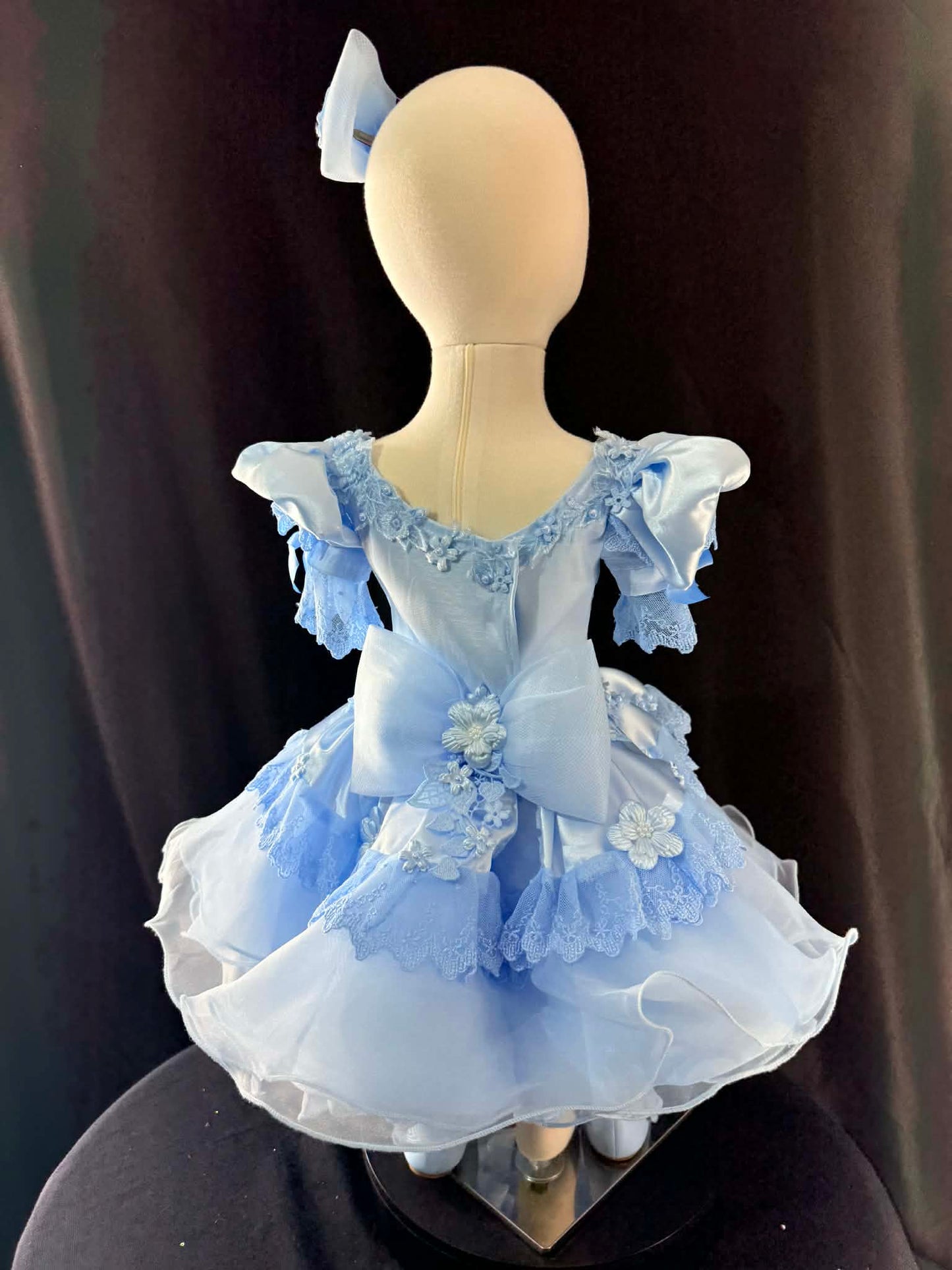 12/2 Baby Blue Natural by Ruby Belle