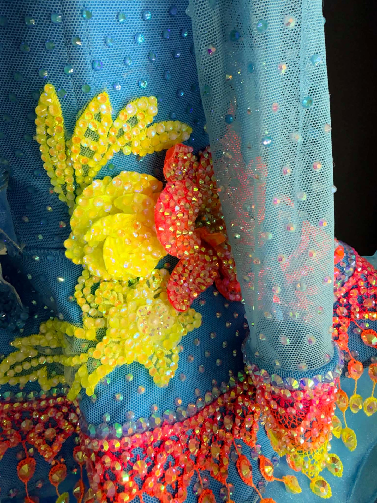 12/2-18/3 Tropical Breeze Luna Amori