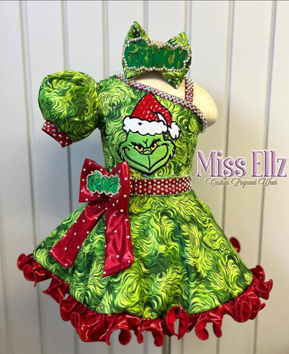 3/5 Grinch by Miss Ellz
