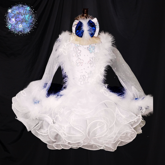18/3 (slim 4) - Winter Bliss in Blue and White