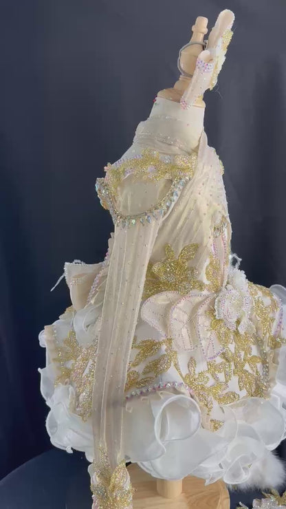 4/6-5/7 Boujee Gold and White Luna