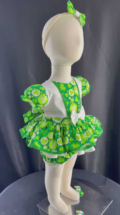 *0-9 Month tiny Shamrock