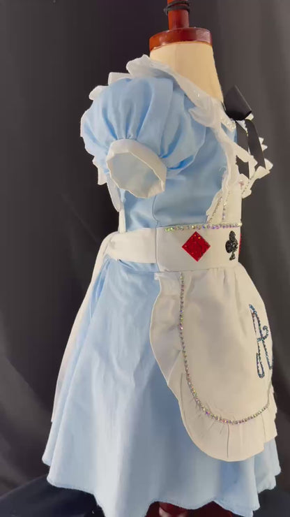 4/5 Alice In Wonderland OOC