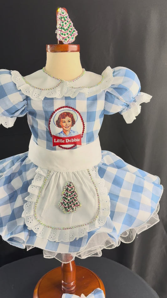 18/3 - Slim 4 Little Debbie Christmas Cake OOC