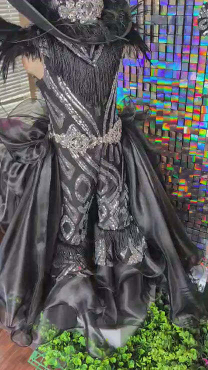 3/5 Black Beauty Western by Parisian Bridal