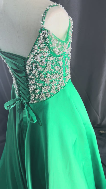 Ballgown - Size 6 - Emerald City