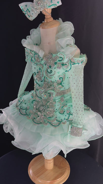 18/3 - Mint Ruby Belle Mega Glitz