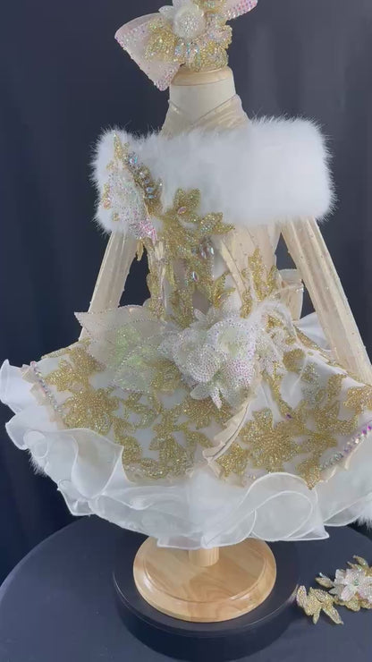 4/6-5/7 Boujee Gold and White Luna