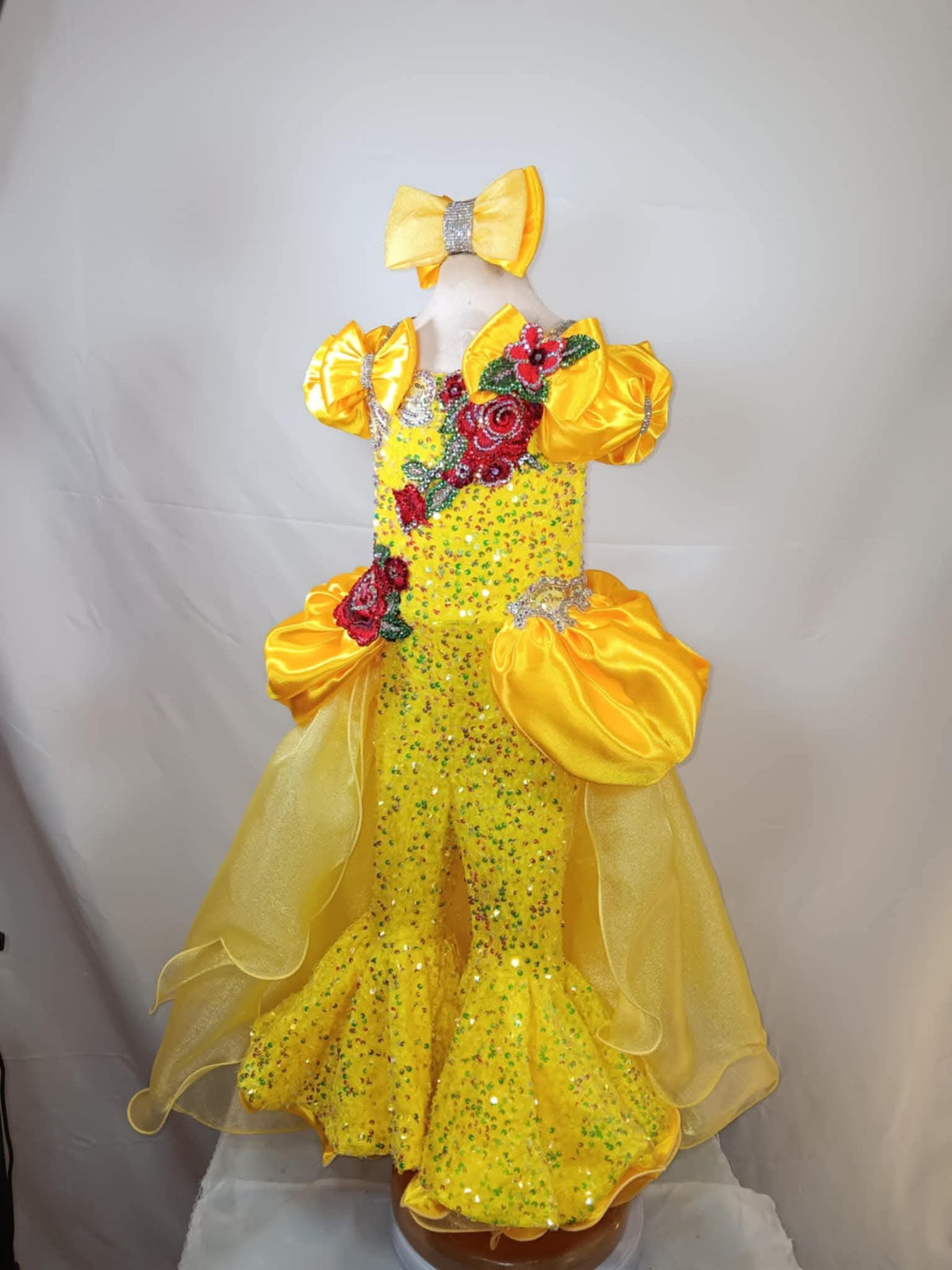 18/3 Belle of the Ball OOC by Gemics