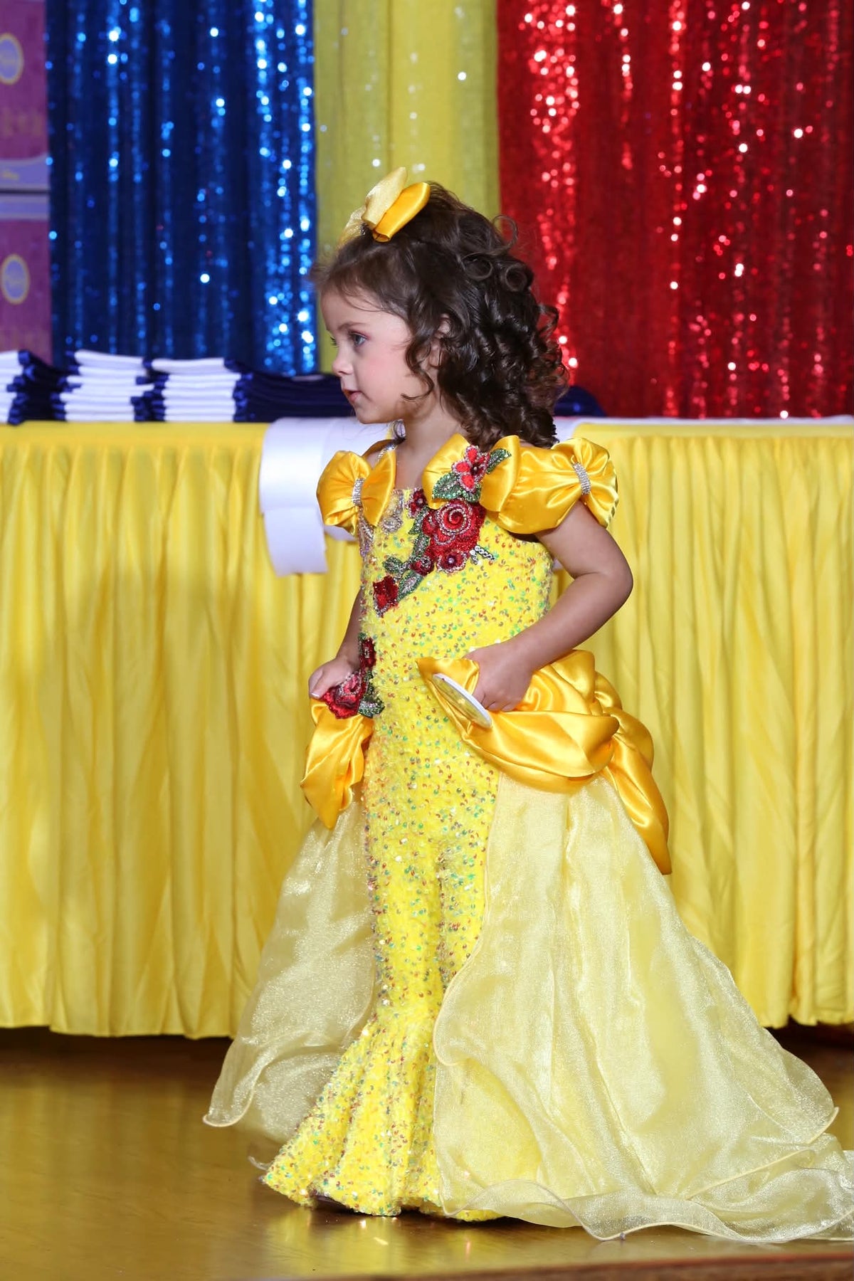 18/3 Belle of the Ball OOC by Gemics